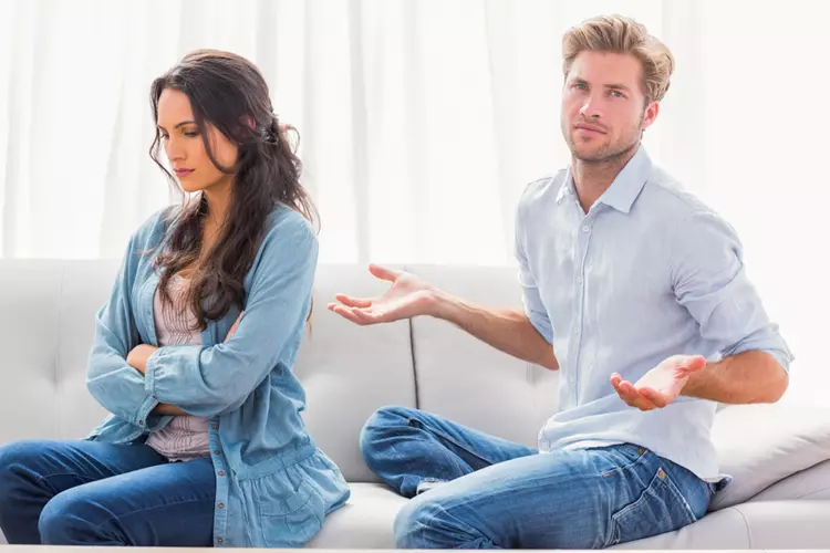 Предменструальный синдром (ПМС)